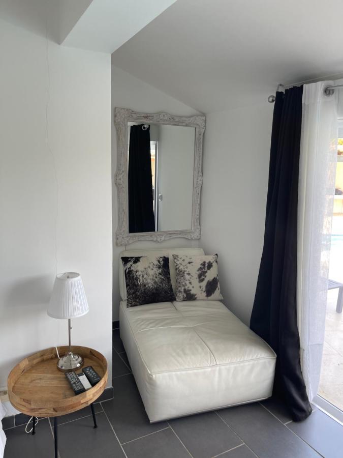 La Villa Mediterranee Wellness Spa PiscineSaint-Drezery エクステリア 写真